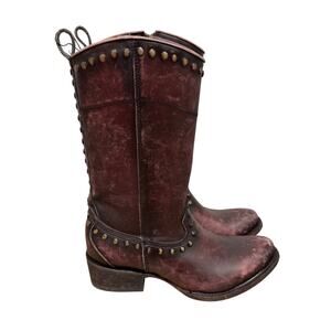 Corral Distressed Wine Zipper and Studs